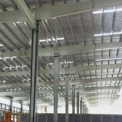উচ্চ ভূমিকম্প প্রতিরোধের সঙ্গে হালকা Prefab ধাতু ইস্পাত গুদাম বিল্ডিং