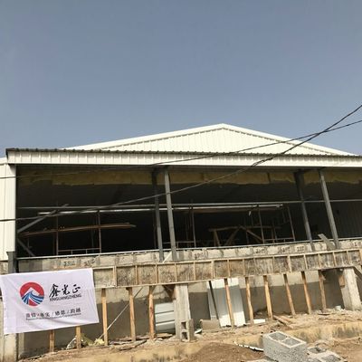 কম নমনীয়তা ব্রয়লার চিকেন কেজ সিস্টেম ব্যাপকভাবে মসৃণ এবং আধুনিক নকশা