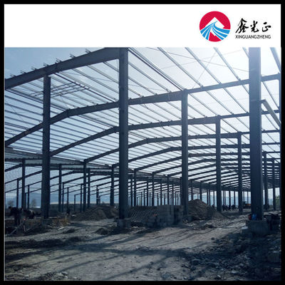 স্যান্ডউইচ প্যানেল ওয়াল প্যানেল এবং অ্যালুমিনিয়াম উইন্ডোজ সহ বড় ক্ষমতা প্রিফ্যাব স্টিলের গুদাম